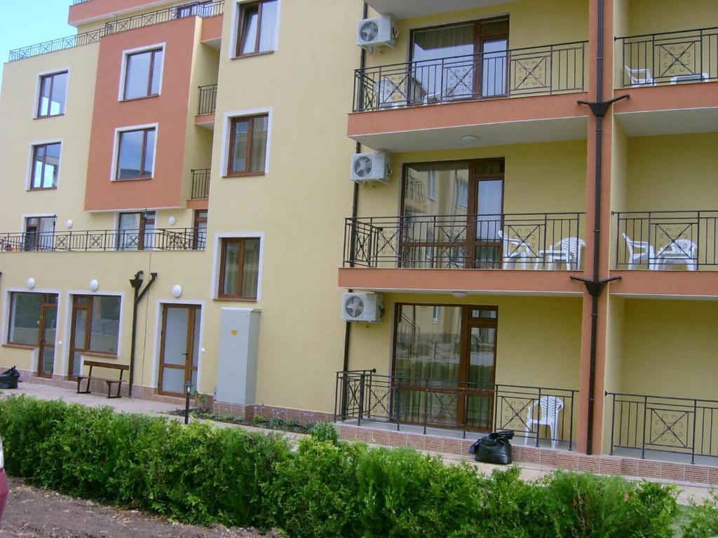 Siana 3 Suits Поморие Экстерьер фото
